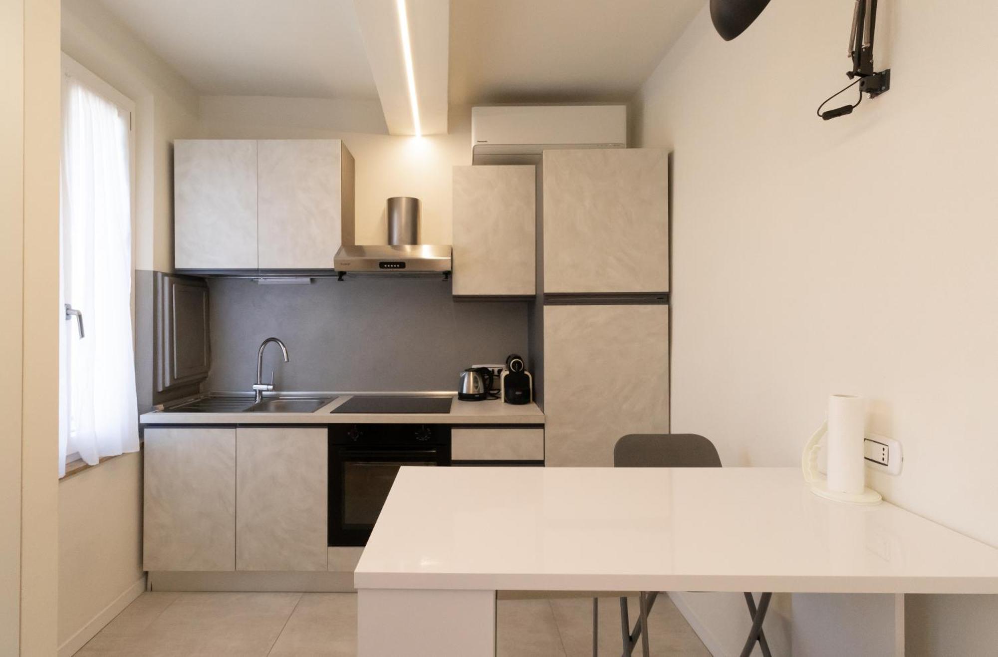 Suite Pomposa 28 - Affitti Brevi Italia Modena Exterior photo