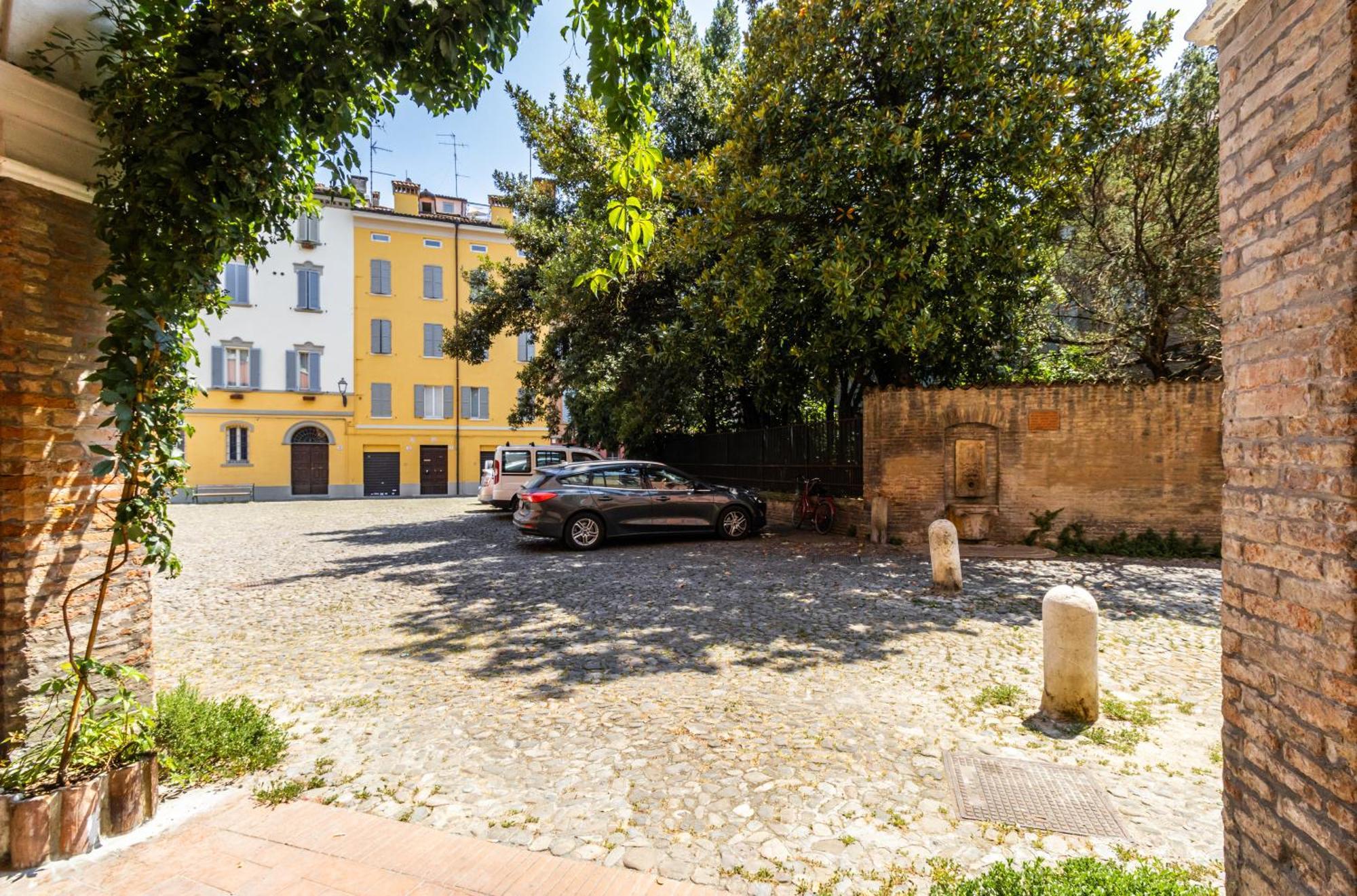 Suite Pomposa 28 - Affitti Brevi Italia Modena Exterior photo